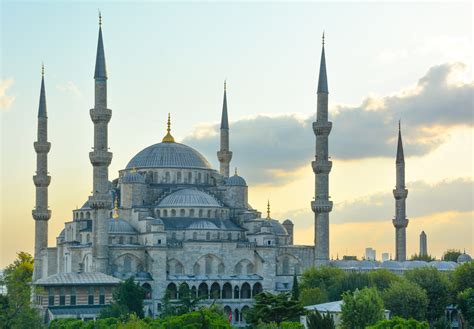The Cultural Impact of the Blue Mosque on Istanbul's Identity