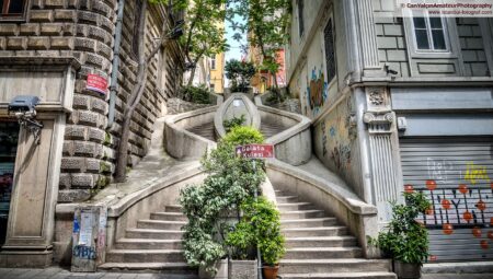 Ein Spaziergang durch die historischen Treppen von Istanbul